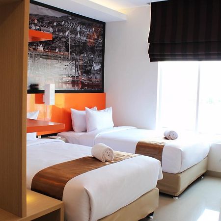 Bliss Soetta Hotel Semarang Kültér fotó