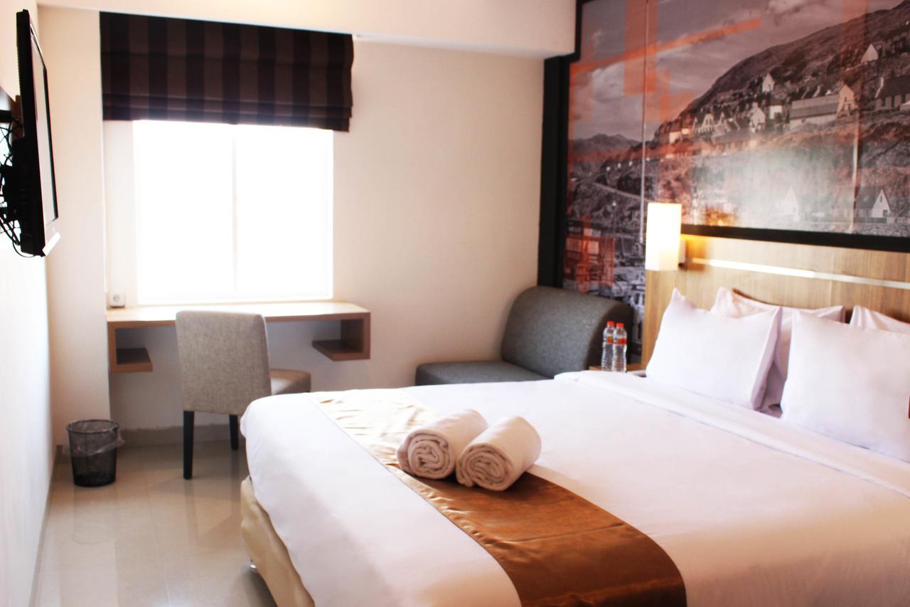 Bliss Soetta Hotel Semarang Kültér fotó