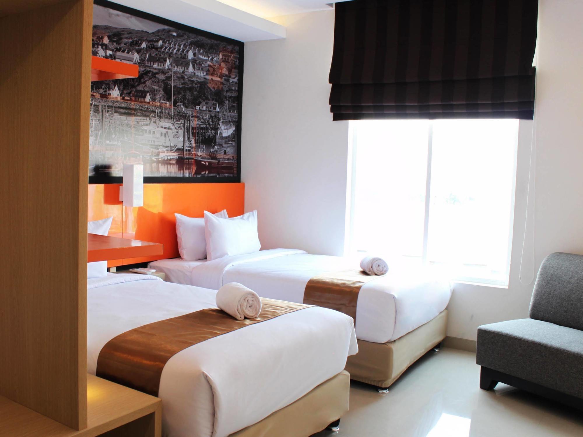Bliss Soetta Hotel Semarang Kültér fotó