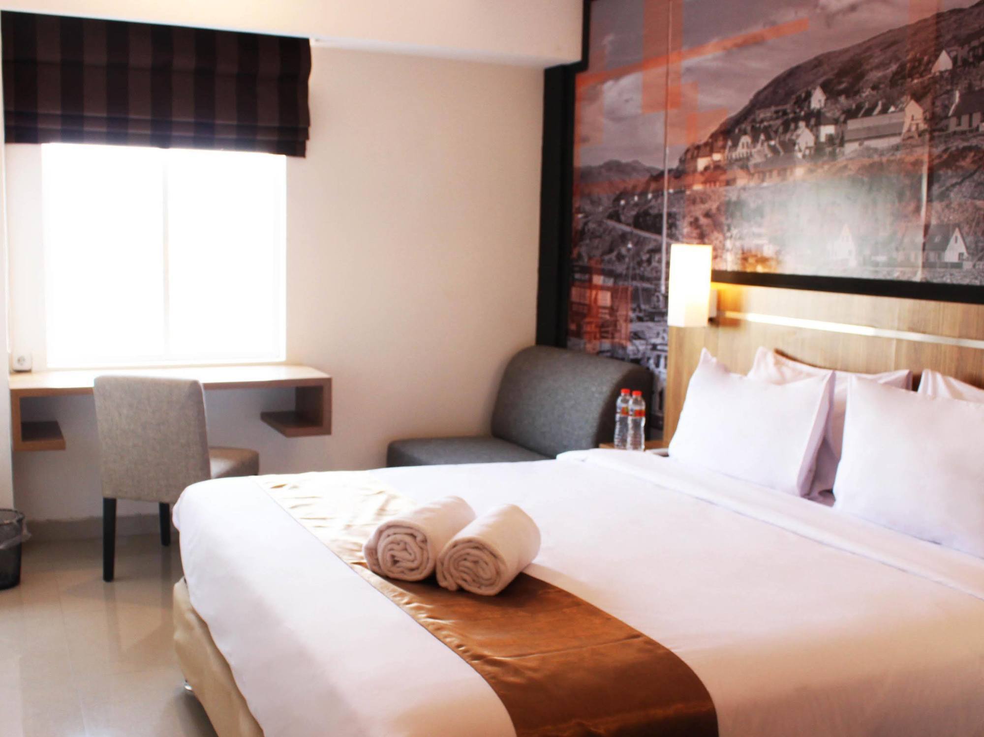 Bliss Soetta Hotel Semarang Kültér fotó